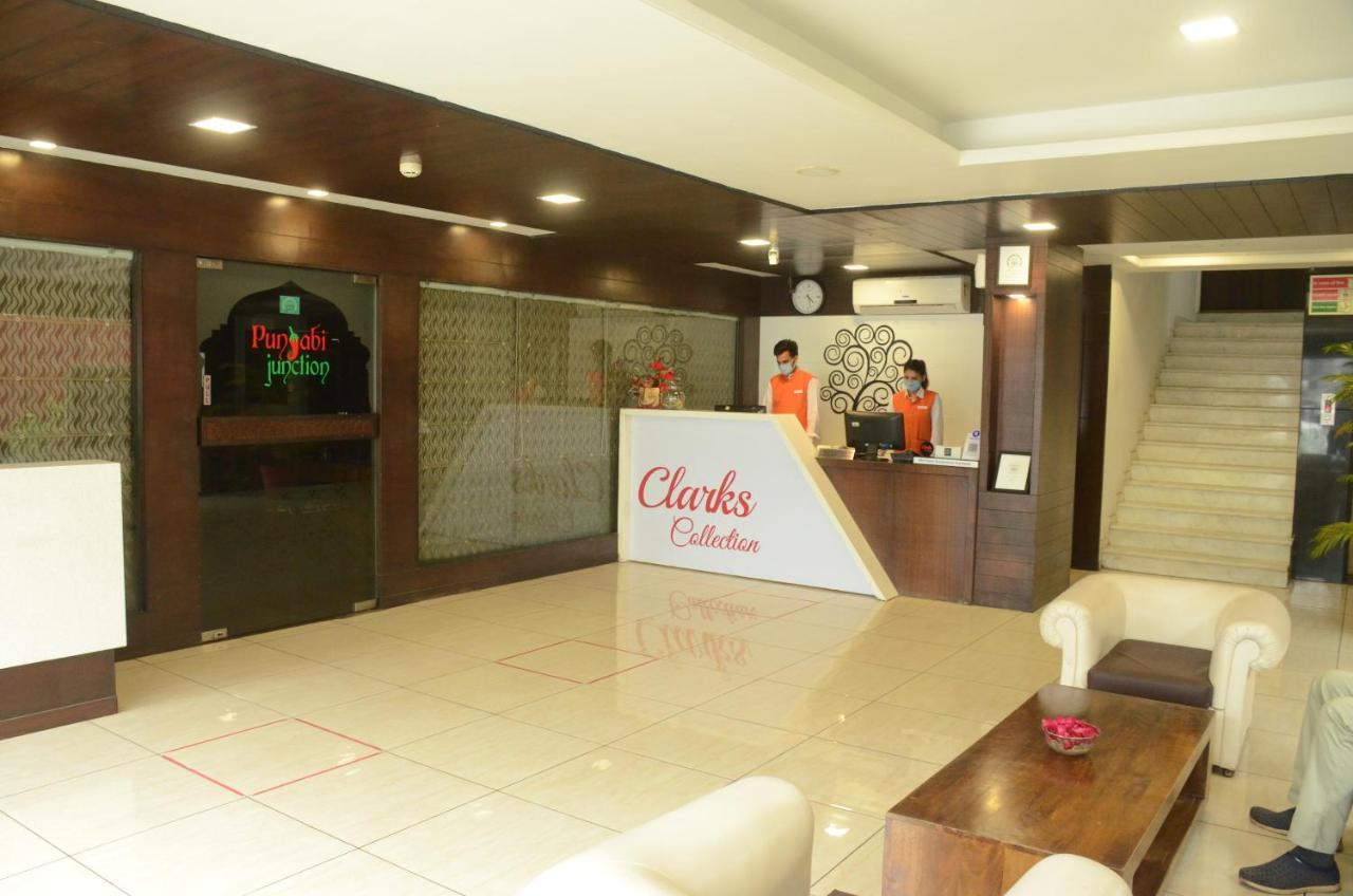 Hotel Clarks Collection Vadodara Exterior foto
