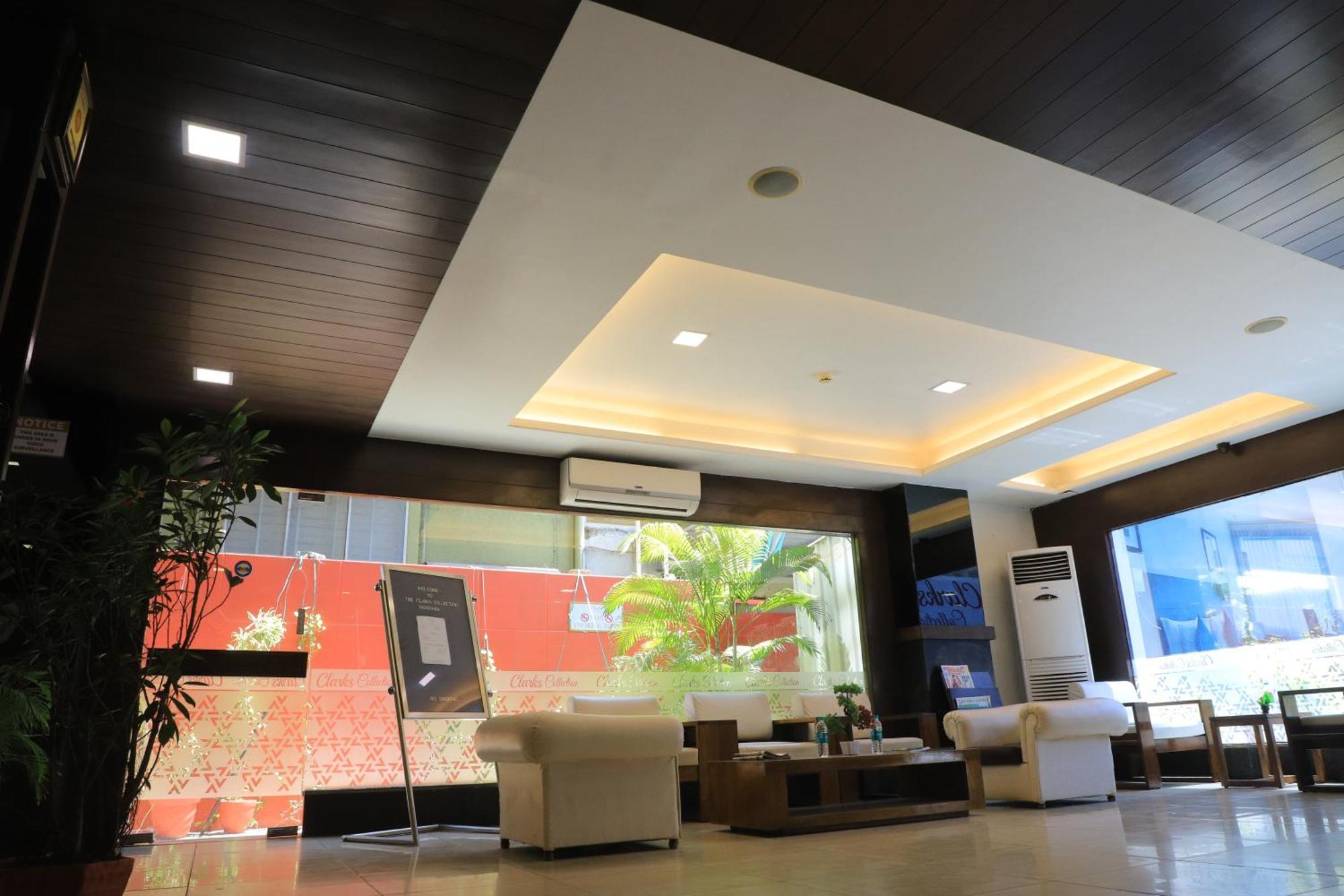 Hotel Clarks Collection Vadodara Exterior foto
