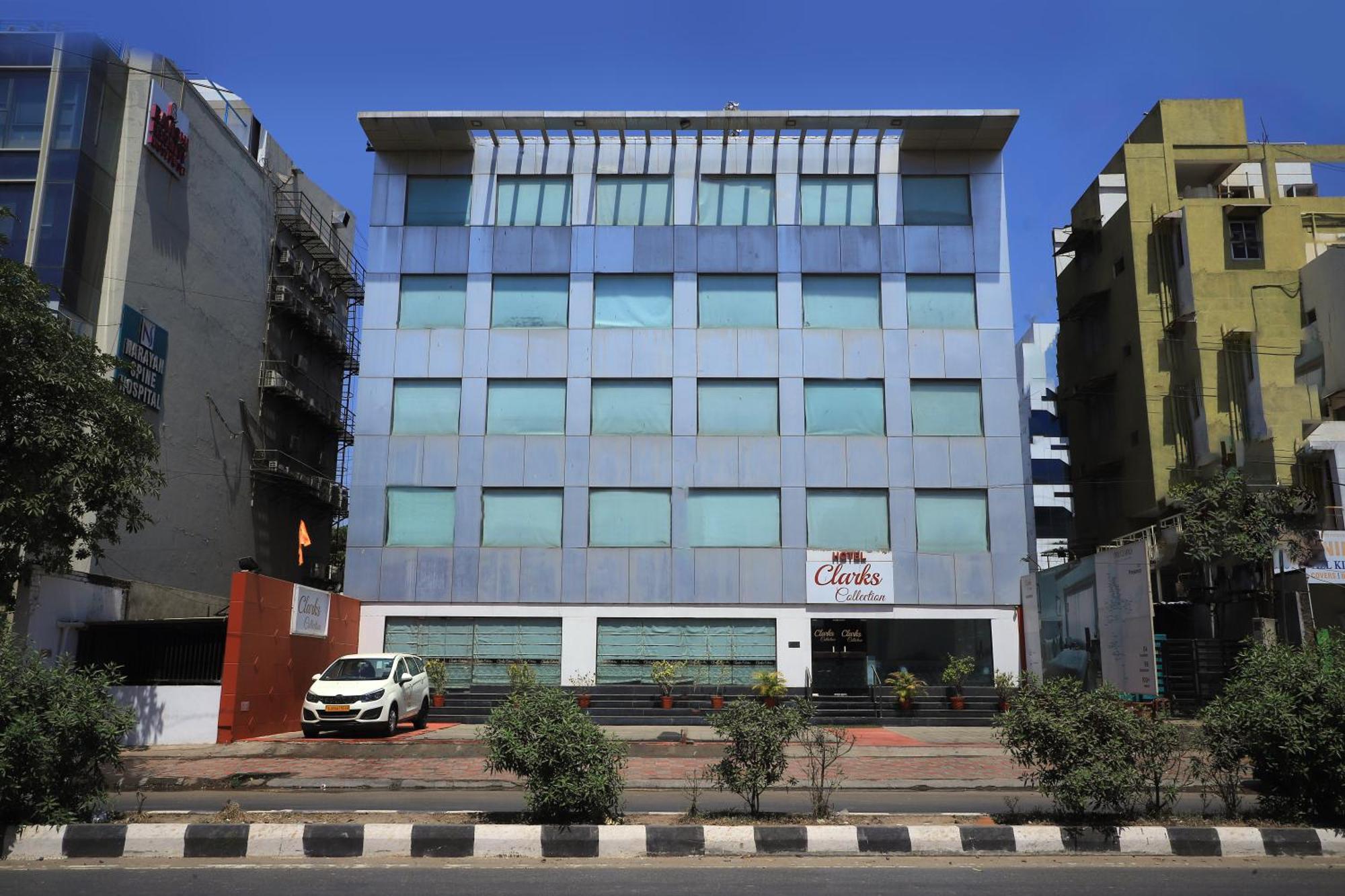Hotel Clarks Collection Vadodara Exterior foto