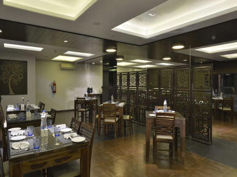 Hotel Clarks Collection Vadodara Exterior foto